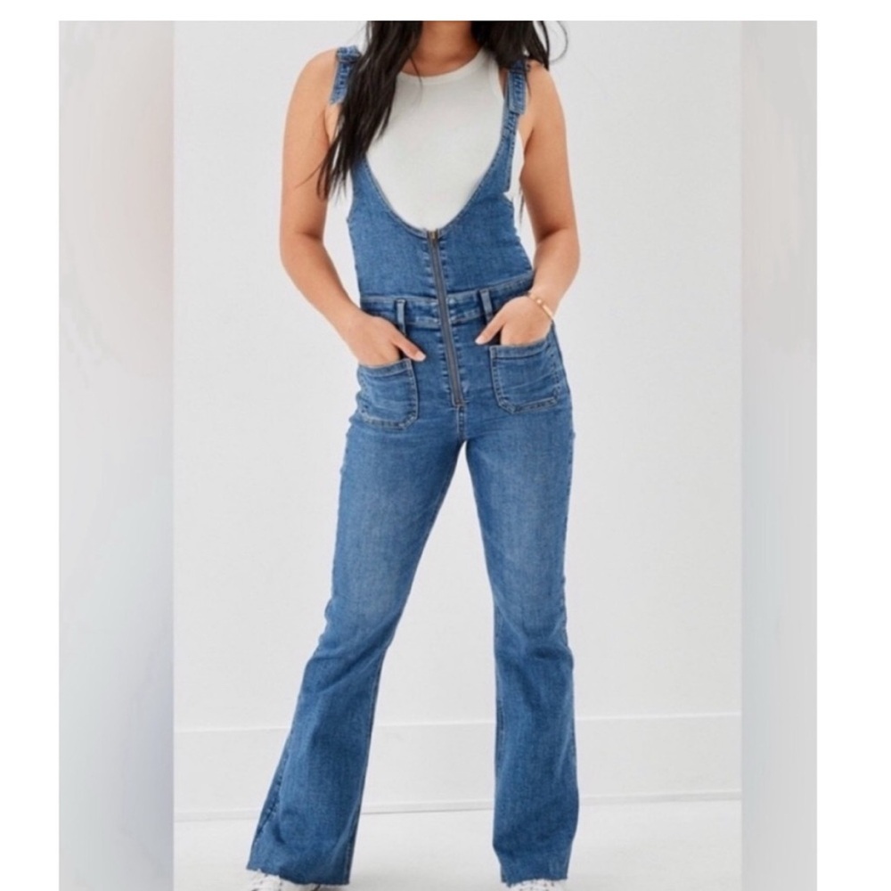 American eagle flare Blue Denim Zip-Front Women's Overalls Jeans